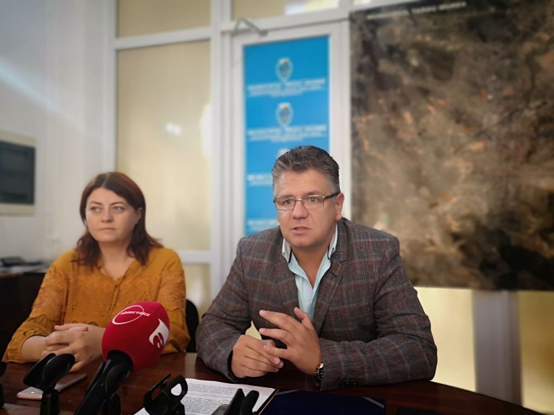 Primăria Tg. Mureș reia cursurile gratuite de înot pentru copii