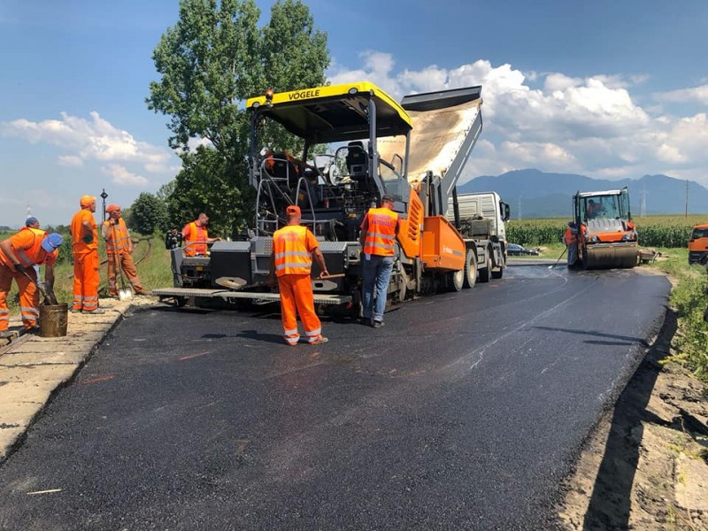Se lucrează intens pe Autostrada Transilvania
