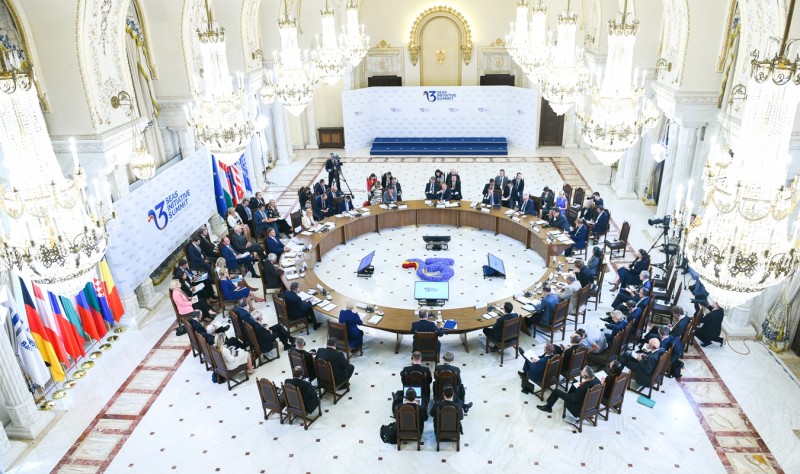 Summitul Iniţiativei celor Trei Mări de la București s-a încheiat