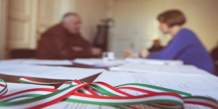 Uniunea Pedagogilor Maghiari din România solicită revocarea ordonanţei privind predarea limbii române în clasele primare maghiare