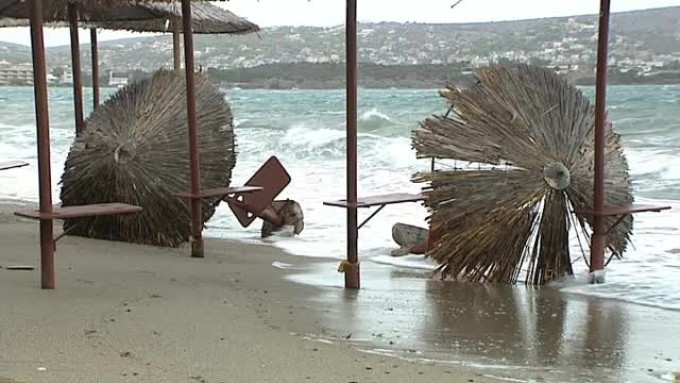 Trei persoane date dispărute în Grecia