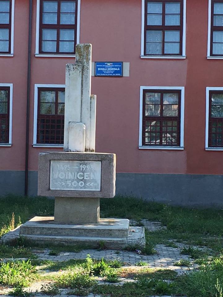 Copiii de la Voiniceni s-au întors astăzi la școală