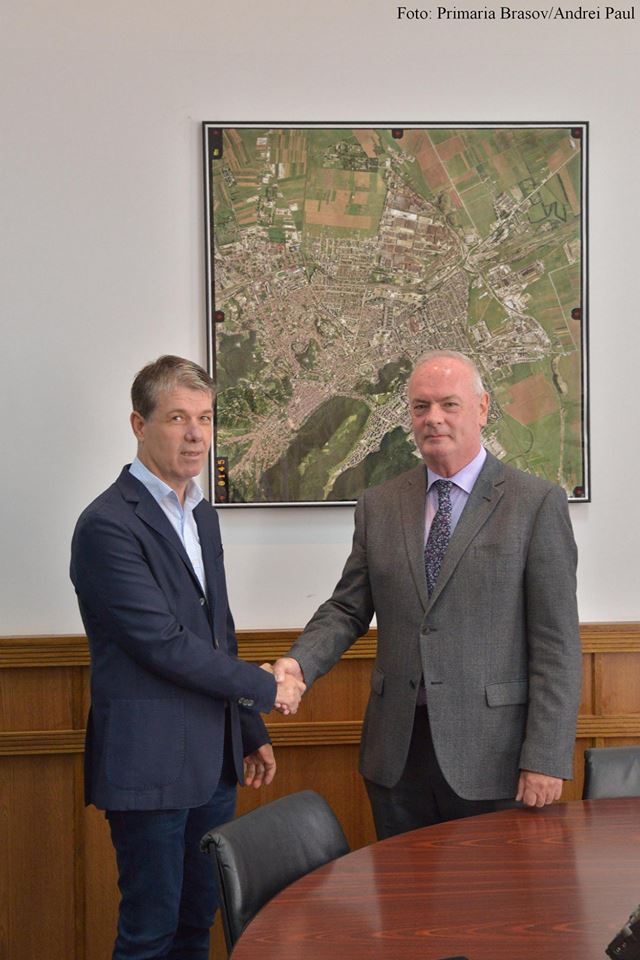 Irlandezii sunt interesați de Aeroportul Brașov