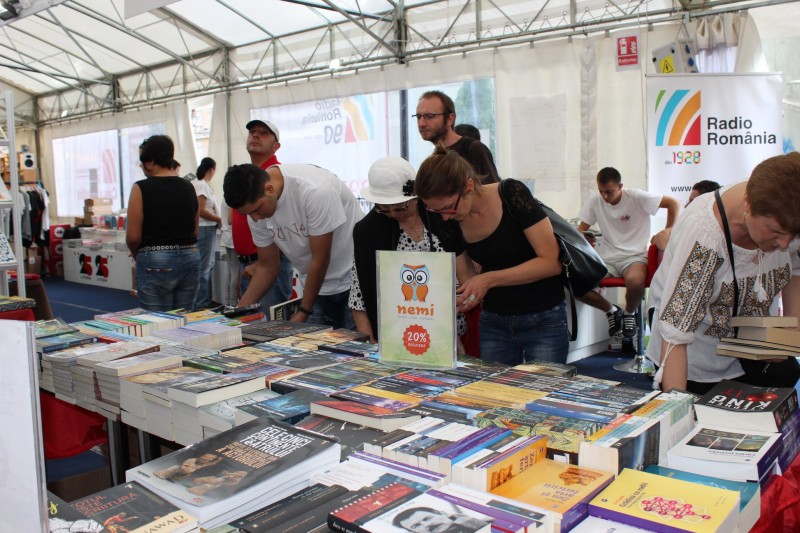Târgul de Carte Gaudeamus îşi va desemna astăzi câştigătorii Târgul de Carte Gaudeamus îşi va desemna astăzi câştigătorii