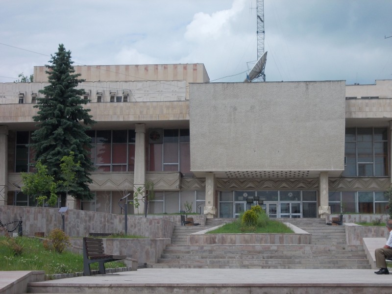 Autorităţile din Sfântu Gheorghe solicită retragerea dreptului de folosinţă al UGSR asupra Casei de Cultură a Sindicatelor Autorităţile din Sfântu Gheorghe solicită retragerea dreptului de folosinţă al UGSR asupra Casei de Cultură a Sindicatelor