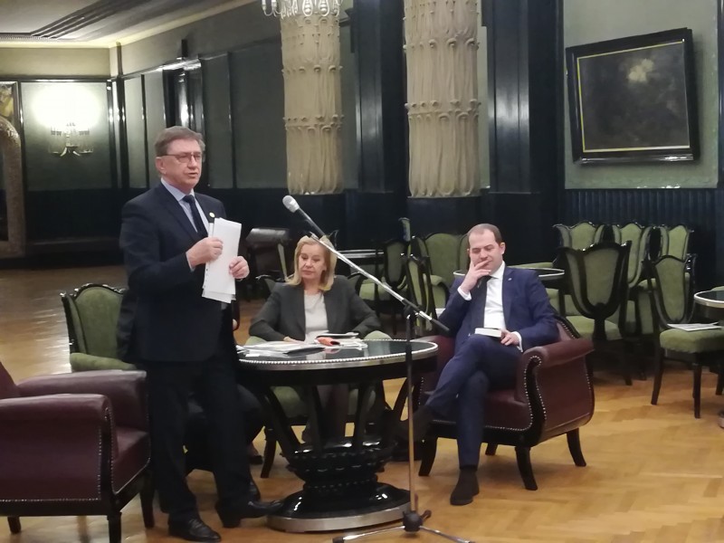 Dezbatere despre probleme și soluții pentru protecția minorităților la Tîrgu Mureș