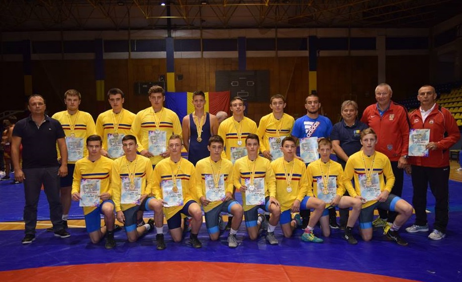 Luptătorii de la CSS Tg.Mureș și CSS Od. Secuiesc, campioni naționali Luptătorii de la CSS Tg.Mureș și CSS Od. Secuiesc, campioni naționali