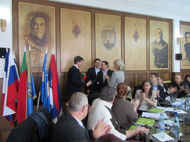 Bursele Sfântu Gheorghe pot fi solicitate și anul acesta