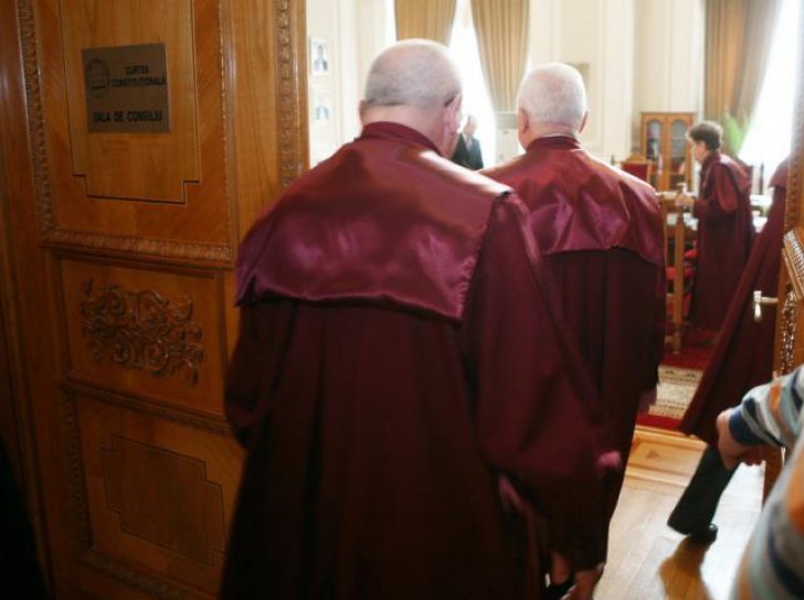CCR a respins sesizarea președintelui pe Legea privind organizarea administrativă a teritoriului României