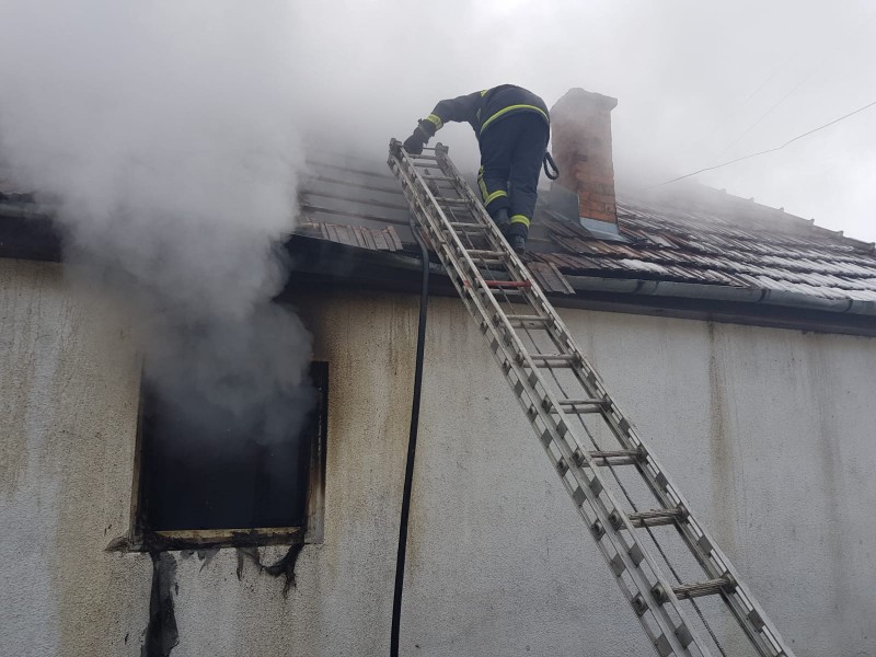 Bărbat decedat într-un incendiu la Sângeorgiu de Pădure