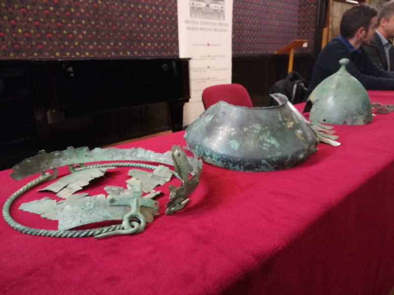 Depozit vechi de 3000 de ani descoperit în Mureș Depozit vechi de 3000 de ani descoperit în Mureș