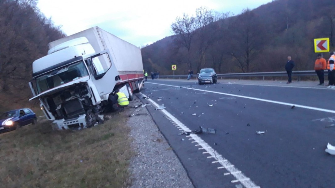 Trafic blocat pe DN 1 în jud. Brașov