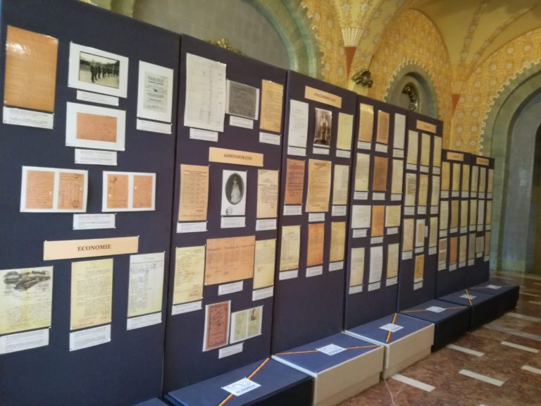 Expoziţia „RĂZBOI-UNIRE-PACE” de la Tîrgu Mureş