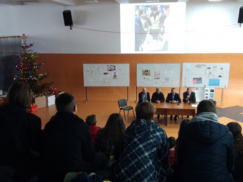 Judeţul Braşov a aderat la proiectul educaţional ,,AVE – Asta vreau eu!”