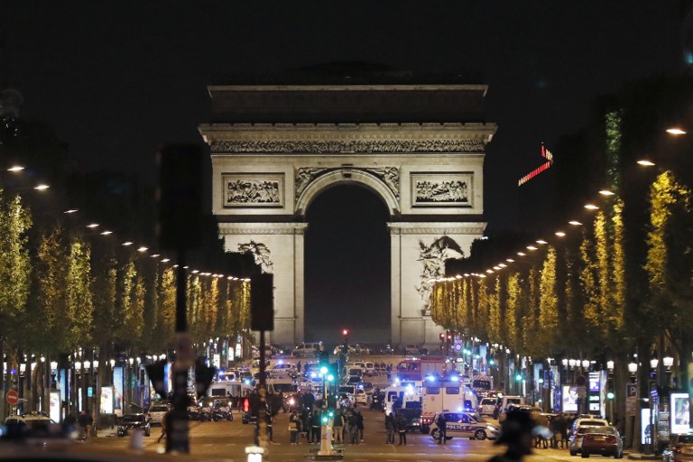 Noapte de Revelion supravegheată de un dispozitiv impresionant de securitate, la Paris