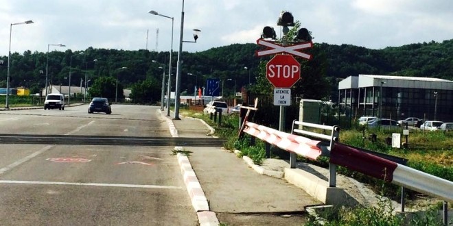 Mașină lovită de tren la Băile Tușnad