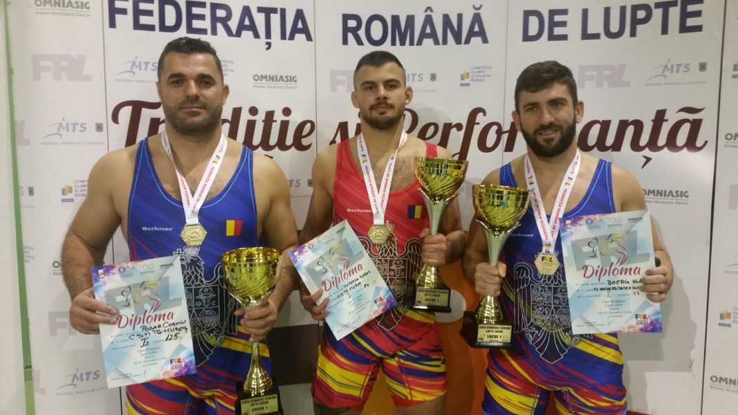Luptătorii mureșeni, medaliați cu aur la Cupa României