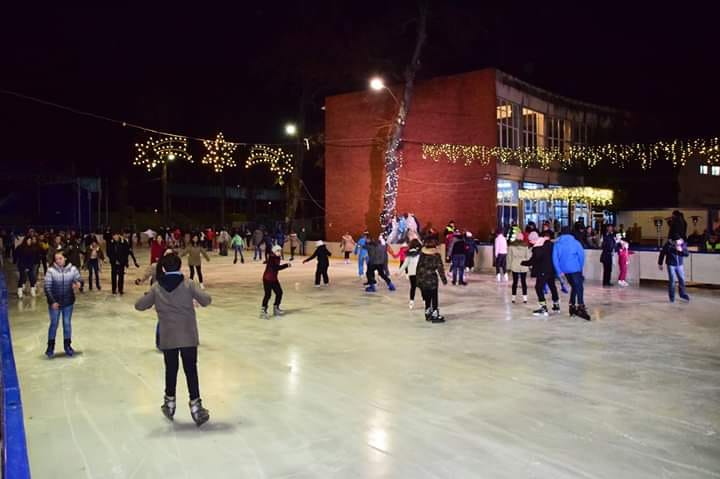 Astăzi se deschide patinoarul din Tg.Mureș