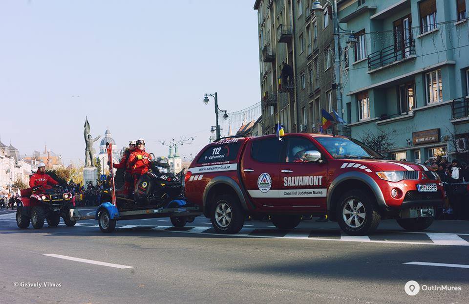 Patru mașini ale Salvamont Mureș vor fi dotate cu girofar