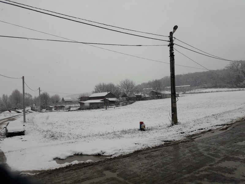 Harghita: Peste 1.700 de consumatori au rămas fără energie electrică