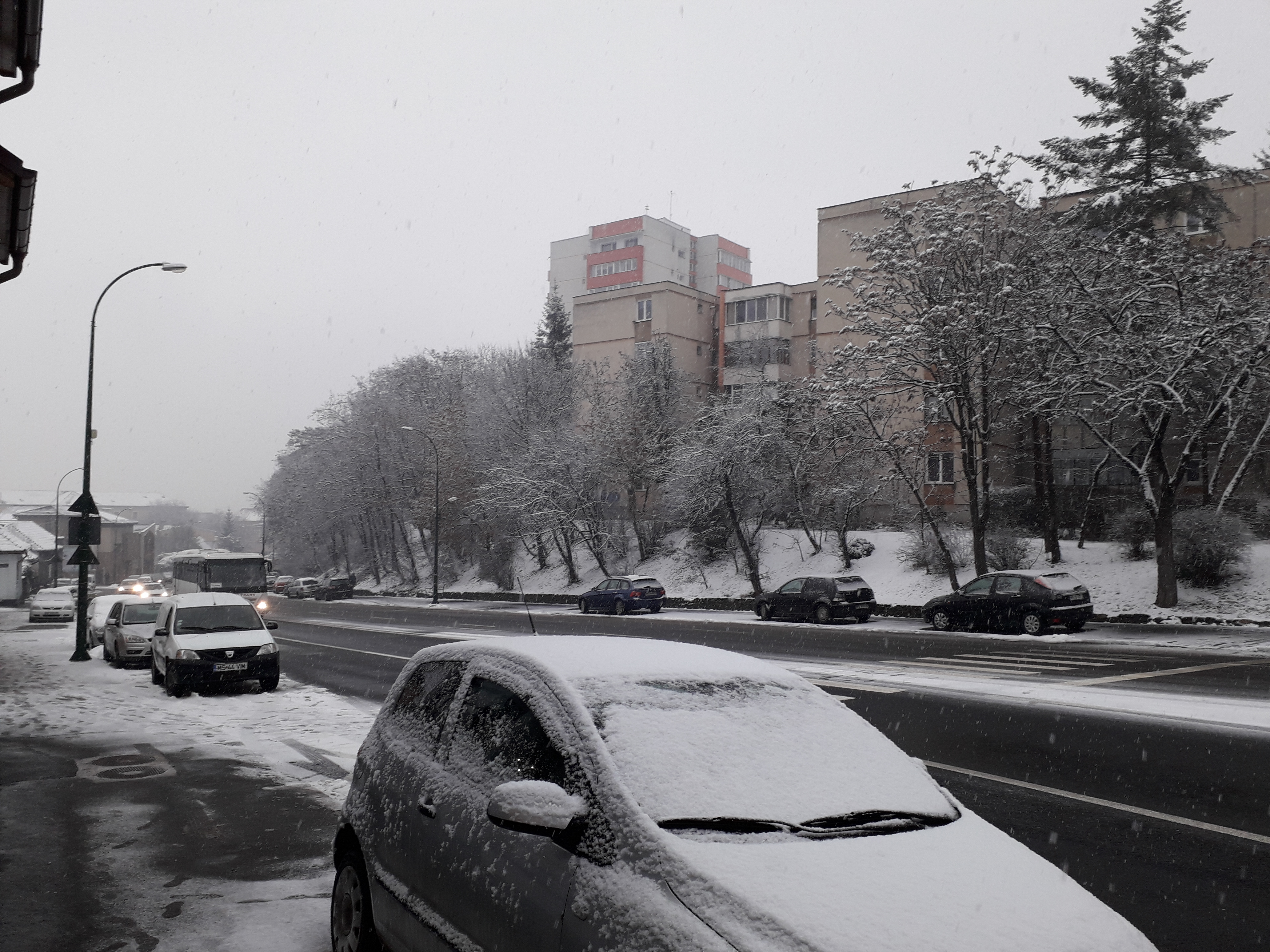Episodul de iarnă din ultimele zile nu a afectat circulația rutieră în județul Mureș