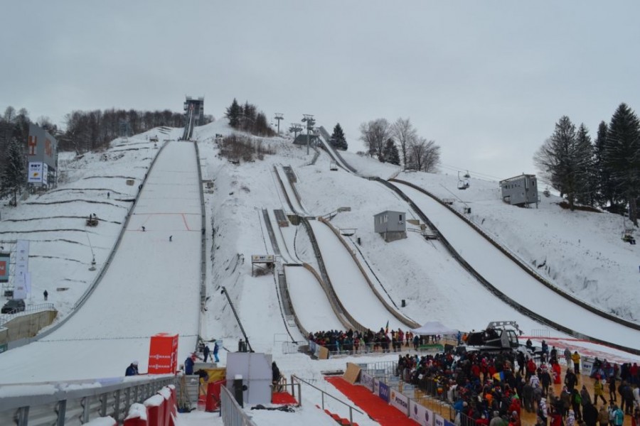Norvegianca Maren Lundby s-a impus în cele două etape de Cupă Mondială de sărituri cu schiurile, desfășurate la Râșnov