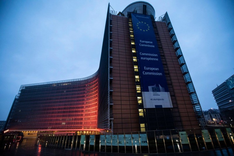 Comisia Europeană a aprobat clasarea a două proceduri de infringement din domeniul protecţiei mediului, declanşate împotriva României Comisia Europeană a aprobat clasarea a două proceduri de infringement din domeniul protecţiei mediului, declanşate împotriva României