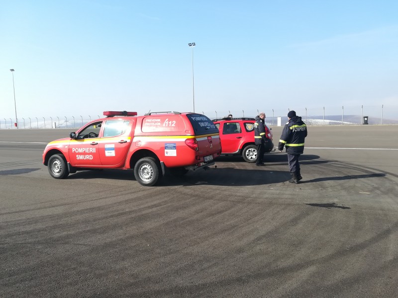 Antrenamente în premieră ale șoferilor ISU pe un circuit de mare viteză