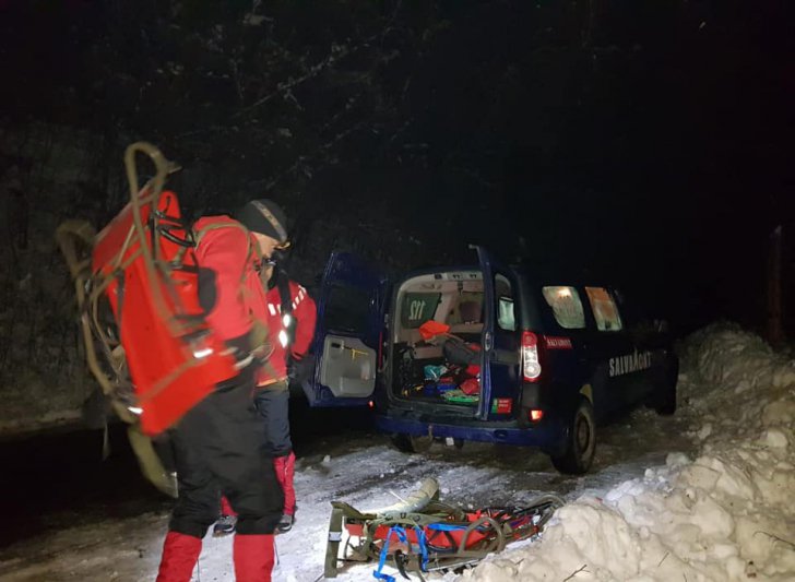 UPDATE: Supraviețuitorii avalanșei din Călimani au fost coborâți de pe munte