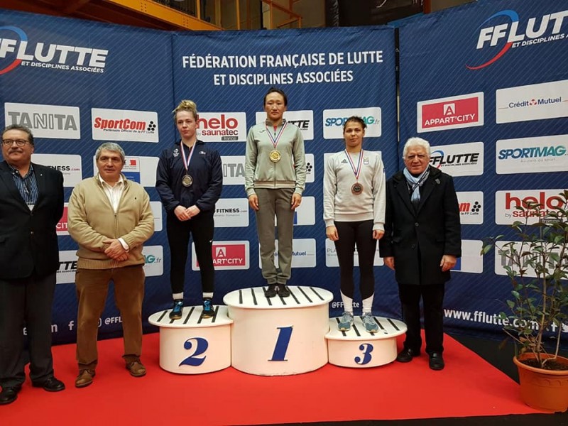 Argint și bronz pentru luptătoarele de la CSM Sf.Gheorghe