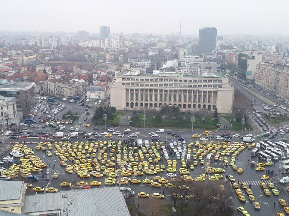 Protest al angajaţilor din transporturi