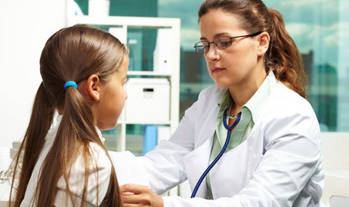 Continuă triajul epidemiologic al elevilor din școlile brașovene