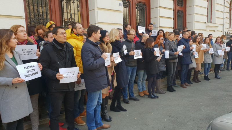 Parchetul de pe lângă Tribunalul Mureș continuă protestele