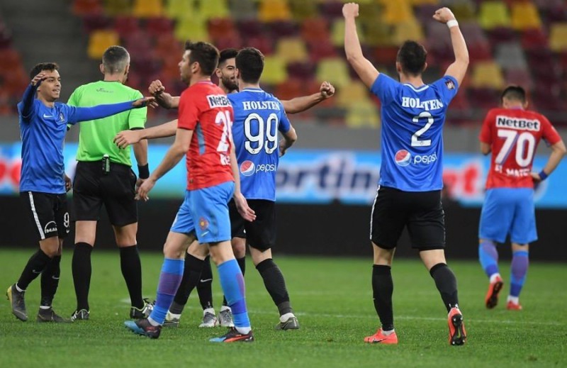 FCSB pierde teren în favoarea CFR-ului FCSB pierde teren în favoarea CFR-ului