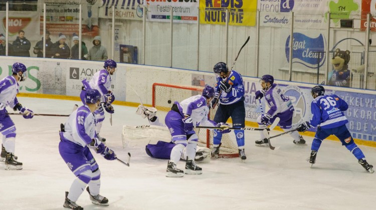 Hocheiștii ciucani, prima victorie în semifinala Erste Liga