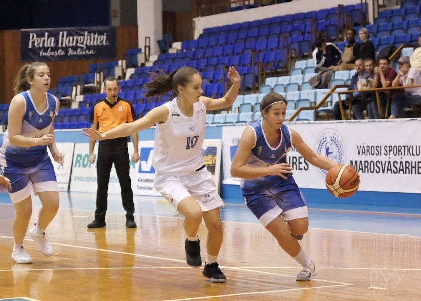 Cuplaj baschetbalistic în Sala Sporturilor din Tg.Mureș