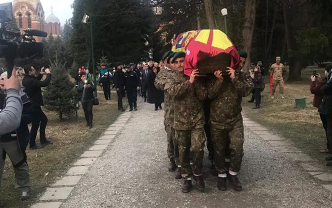 Rămăşiţele pământeşti ale lui Carol al II-lea, reînhumate la Curtea de Argeş