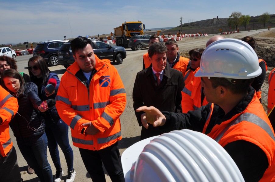 Ministrul Transporturilor, nemulțumit de lucrările de pe Lotul 4 Câmpia Turzii – Cheţani al Autostrăzii Transilvania