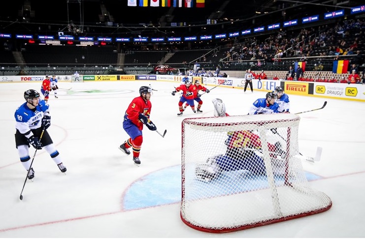 Hocheiștii tricolori debutează, duminică, la Mondiale