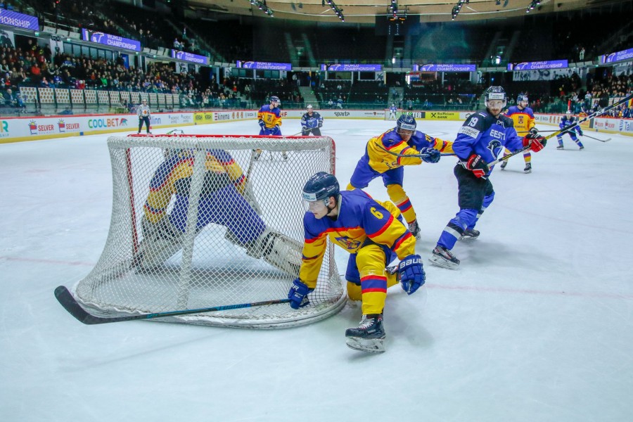 România, debut cu dreptul la Mondialele de hochei