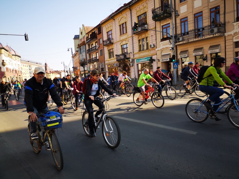Bicicliștii protestează la Tg.Mureș