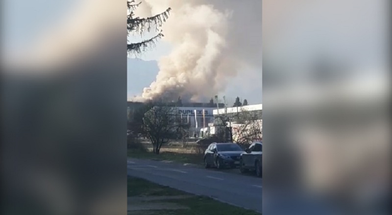 Incendiu la un transformator electric în zona Duplex 3 din Braşov