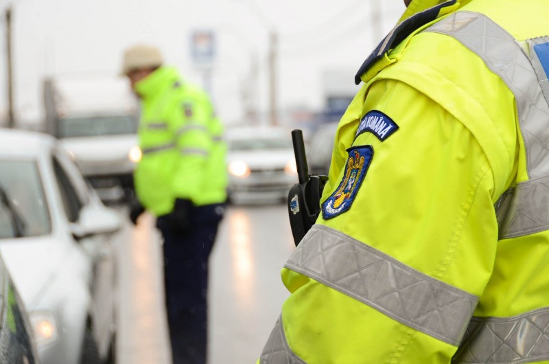 Peste 1000 de sancțiuni contravenționale aplicate într-o săptămână de polițiștii mureșeni Peste 1000 de sancțiuni contravenționale aplicate într-o săptămână de polițiștii mureșeni