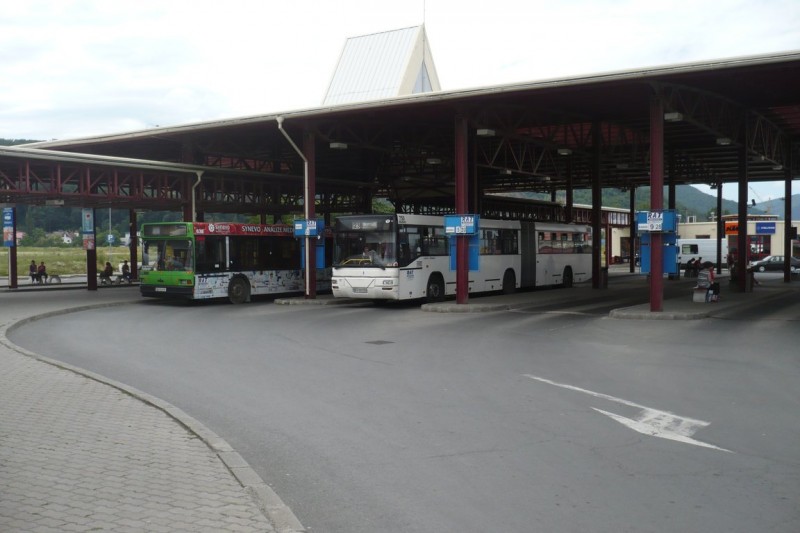 Se scoate din circulație autobuzul care transporta schiorii în Poiana Brașov