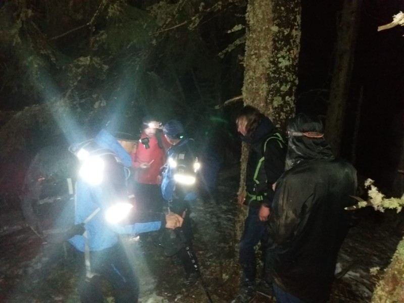 Doi turişti străini, salvaţi de salvamontiştii şi jandarmii braşeveni