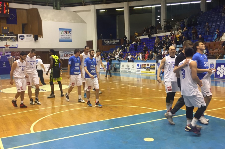 Baschetbaliștii mureșeni, victorie în ultimele secunde în fața Constanței Baschetbaliștii mureșeni, victorie în ultimele secunde în fața Constanței