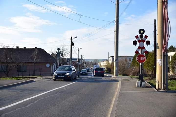 Contract pentru modernizarea a peste o sută de treceri la nivel cu linia de cale ferată, semnat de CFR Infrastructură
