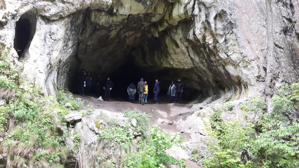 Acțiune de ecologizare la Cheile Vârghișului