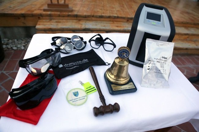 Ministrul de interne anunţă dotarea poliţiştilor cu aparate pentru depistarea consumului de droguri
