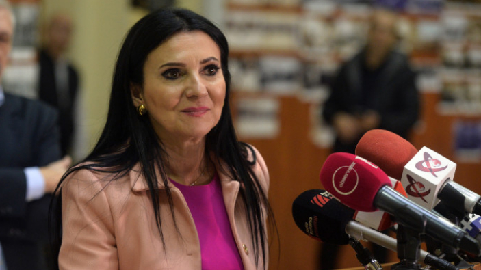 Sorina Pintea merge la Spitalul din Săpoca pentru a coordona personal ancheta internă Sorina Pintea merge la Spitalul din Săpoca pentru a coordona personal ancheta internă